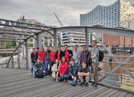The ISC 2023 Student Volunteers on a tour through Hamburg