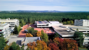 An aerial view from a slight distance of the south campus of the FAU Erlangen.